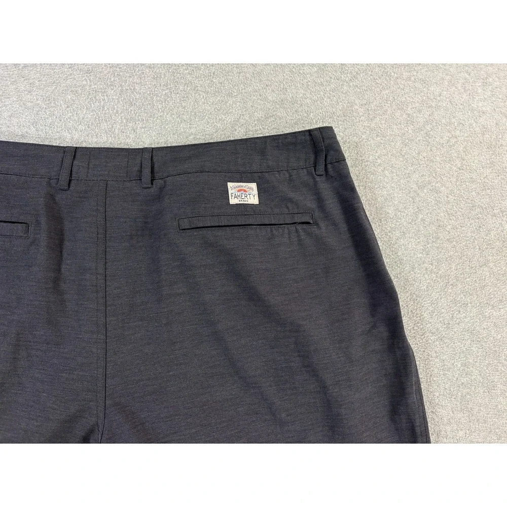 Faherty ALL DAY Casual Flat Front Shorts (Men's‎ 42) Gray - 9